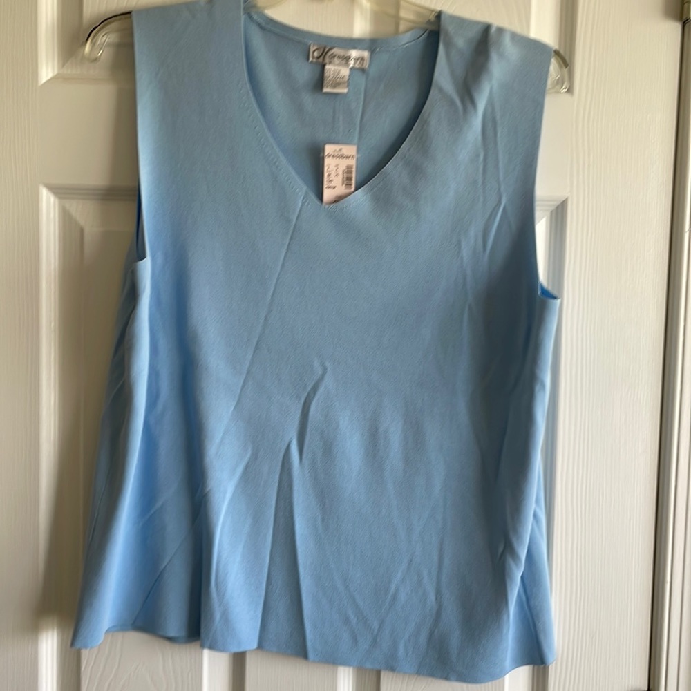 Dress Barn Women’s Sleeveless V-Neck Top